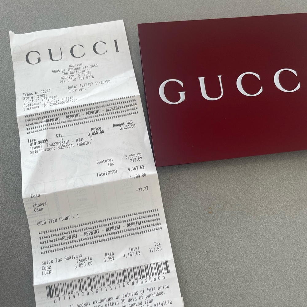 Excellent condition Gucci travel bag